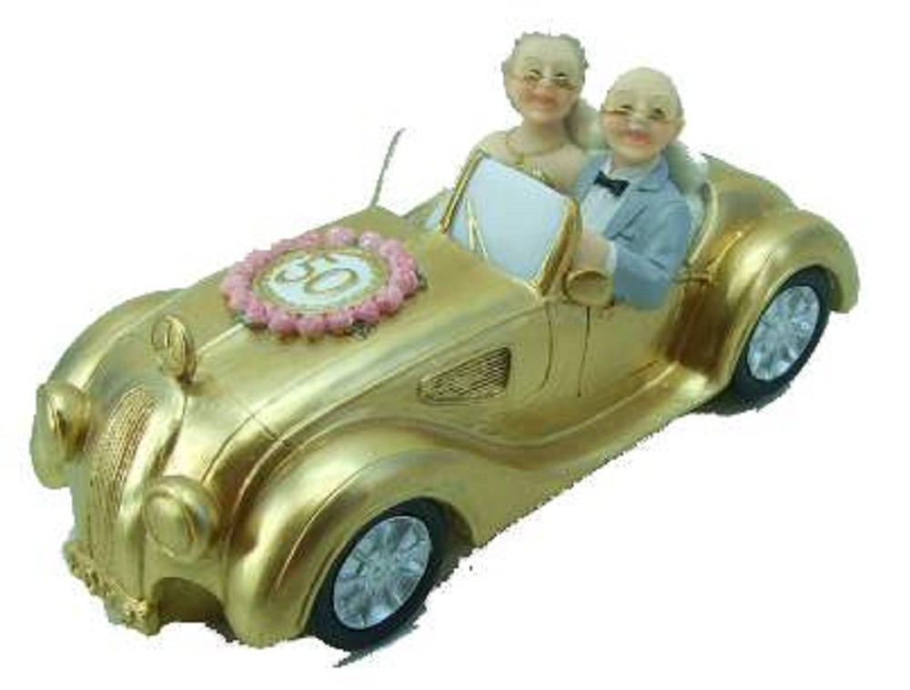 Polyresinfigur Goldenes Hochzeitspaar im Auto